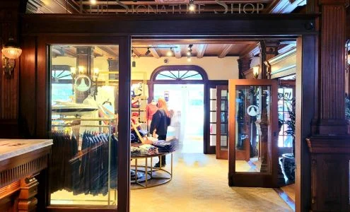 Signature Shop business photo